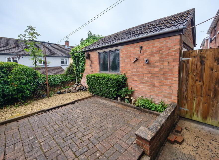 20 Brae Hill Park, Belfast, BT14 8FP