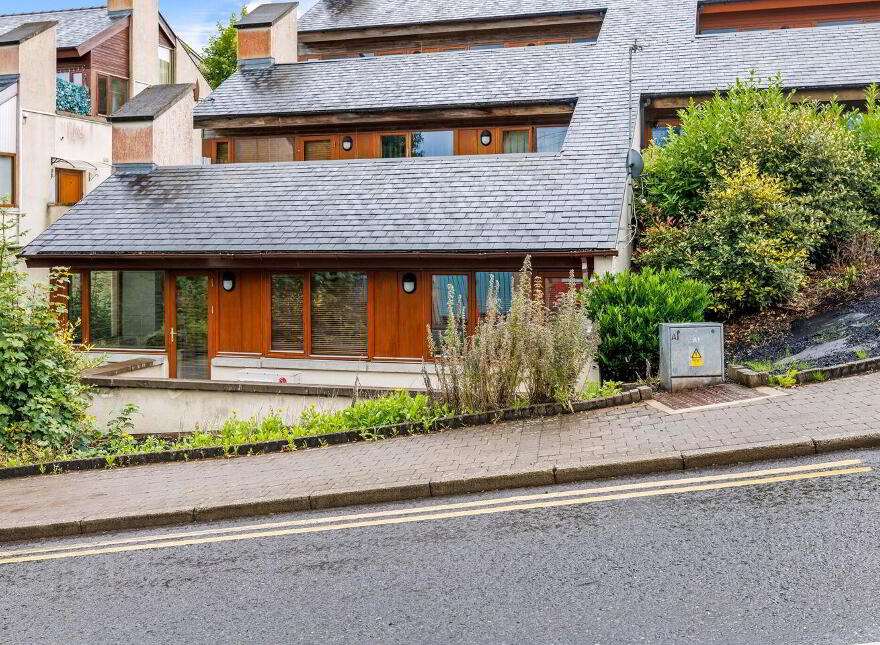 16 The Belfry, Cockhill, Cavan, H12P766