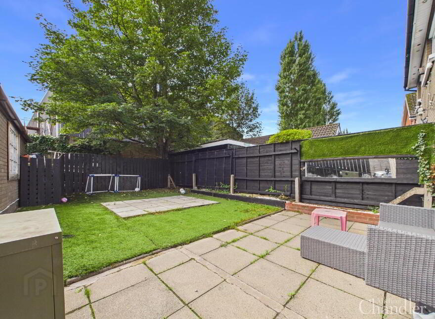 5 Orchardville Crescent, Belfast, BT10 0JS