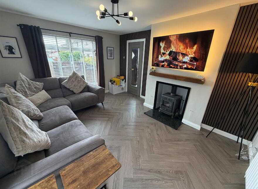 30 Carrowdore Gardens, Bangor, BT19 1SU