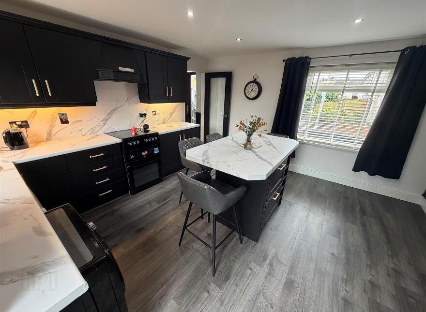 30 Carrowdore Gardens, Bangor, BT19 1SU