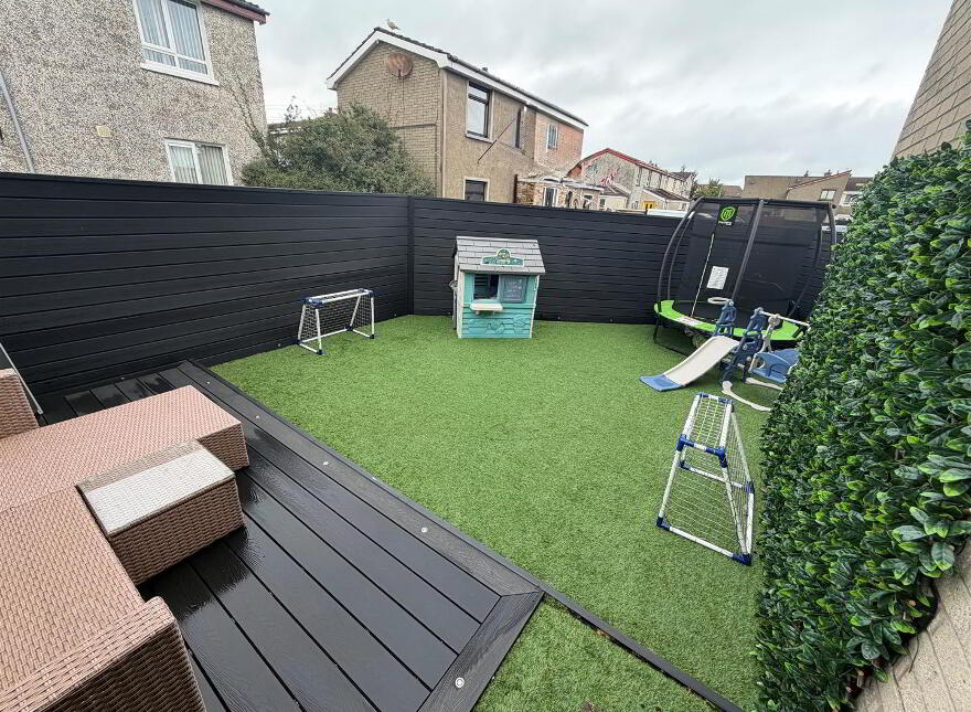30 Carrowdore Gardens, Bangor, BT19 1SU