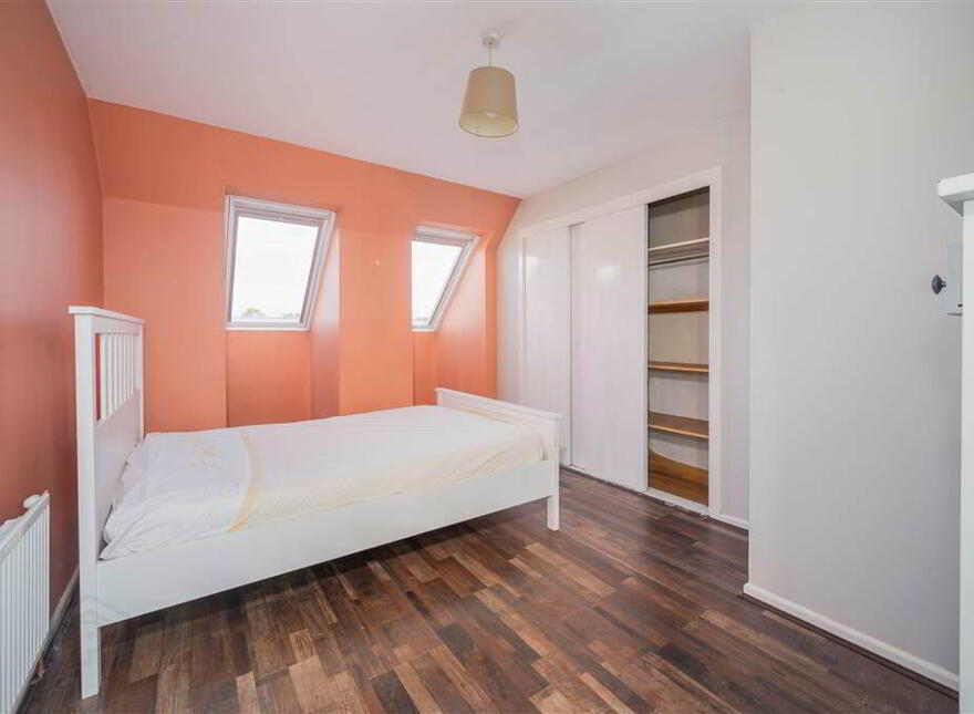 5 Sandhurst Court, Colenso Parade, Belfast, BT9 5BA