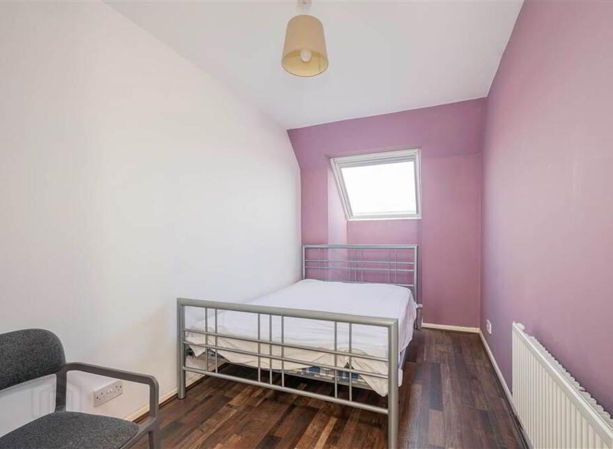 5 Sandhurst Court, Belfast, BT9 5BA