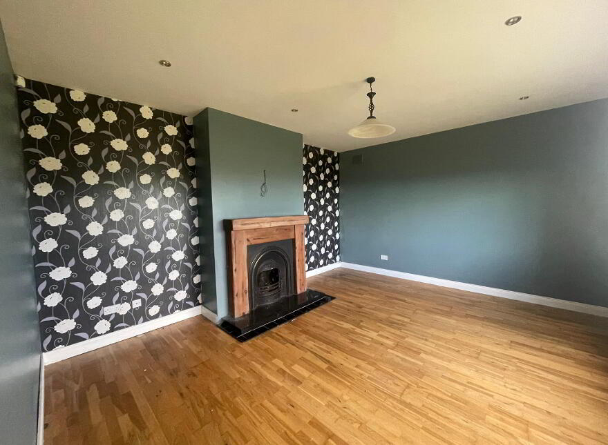 Lack, Tarmonbarry, Whitehall, N39WR40