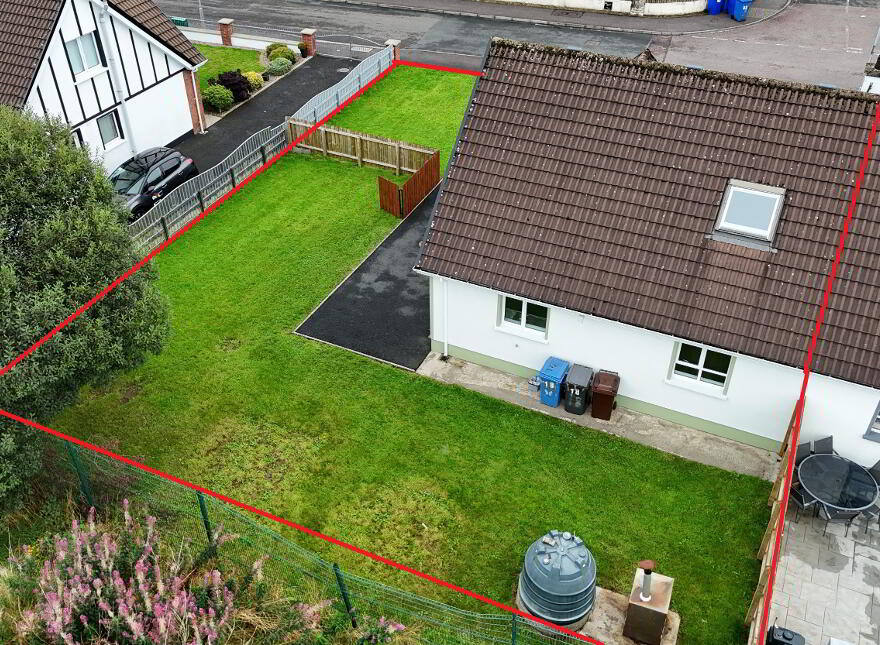 18 Whiterock Park, Castlederg, BT81 7DZ