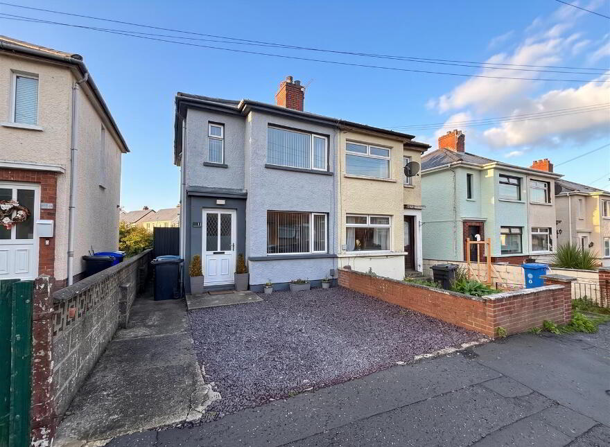 11 Joanmount Drive, Belfast, BT14 6PB