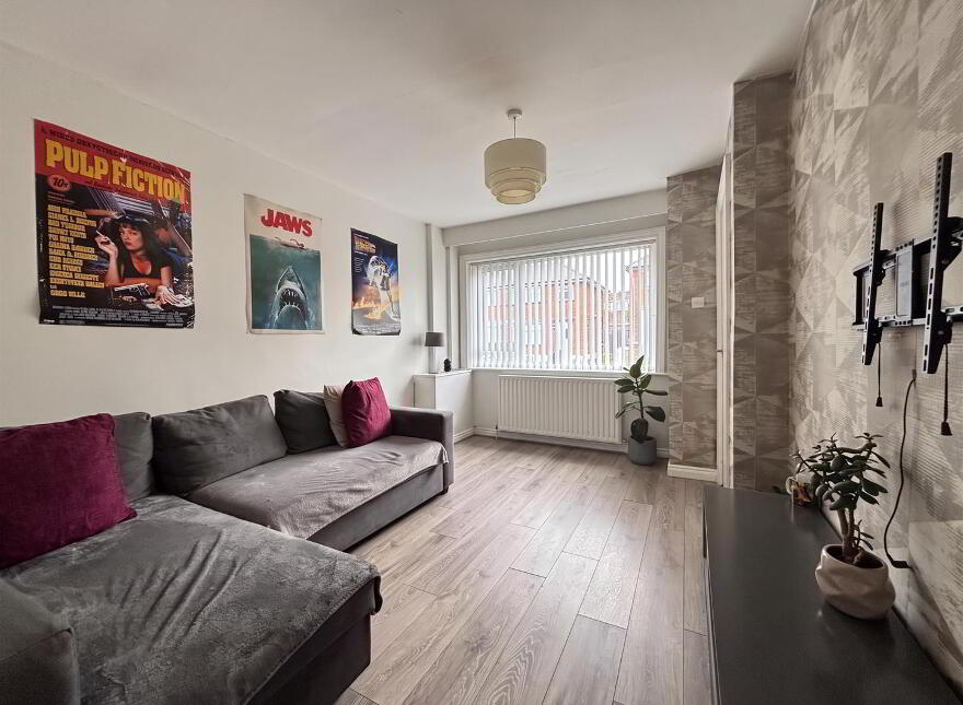 11 Joanmount Drive, Belfast, BT14 6PB