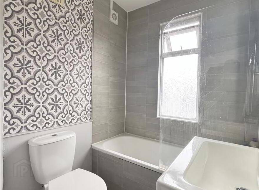 11 Joanmount Drive, Belfast, BT14 6PB