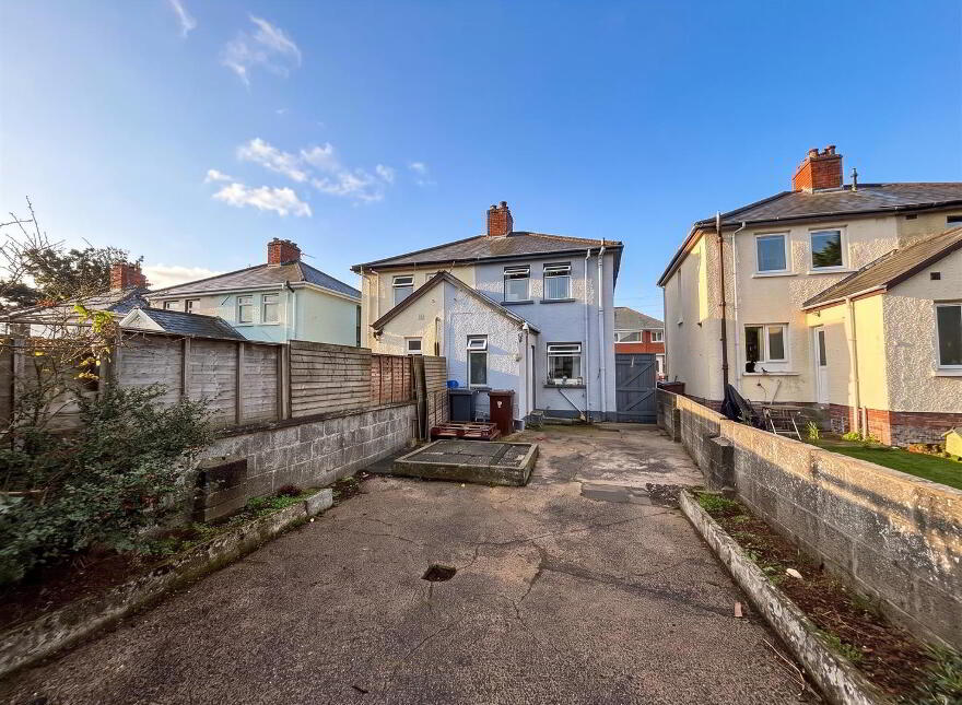11 Joanmount Drive, Belfast, BT14 6PB