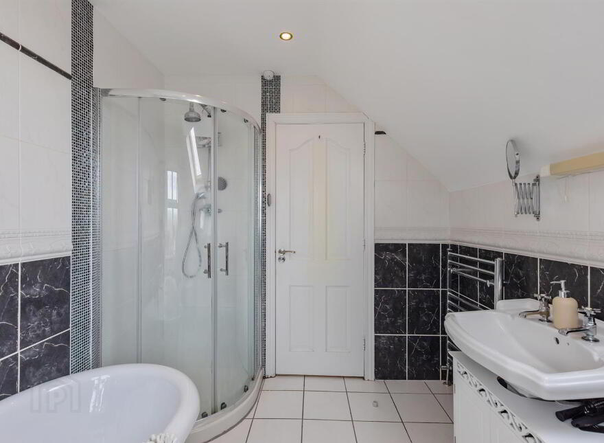 Ballygalget Lane, Portaferry, Newtownards, BT22 1NU
