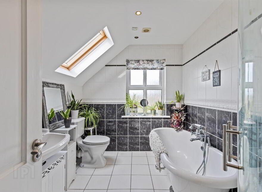 Ballygalget Lane, Portaferry, Newtownards, BT22 1NU