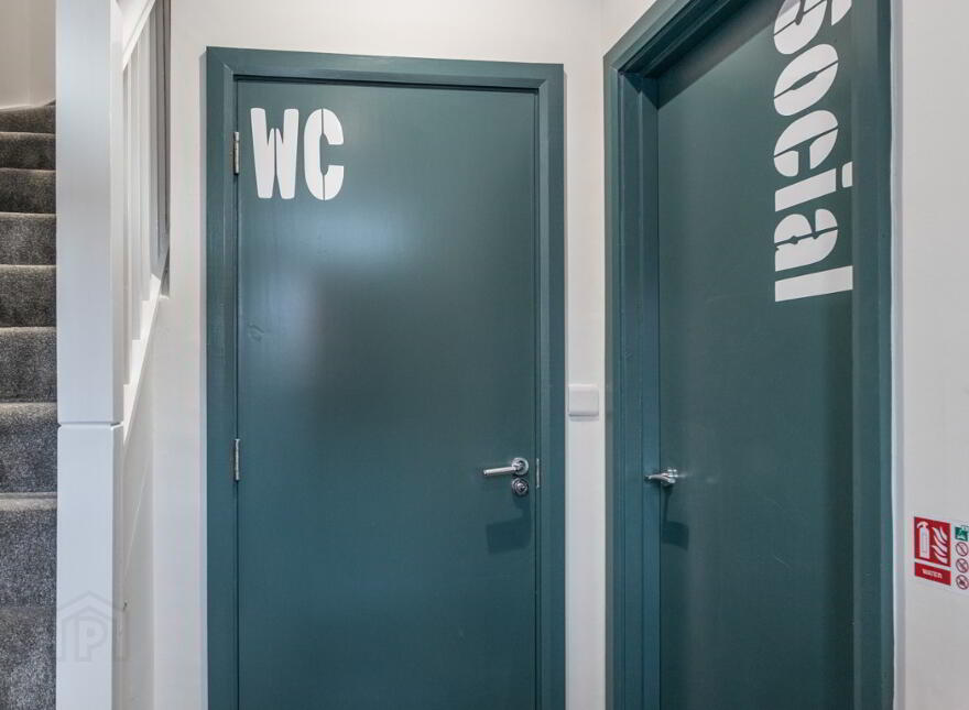 Room 3, Epworth Street, Belfast, BT5 4QR