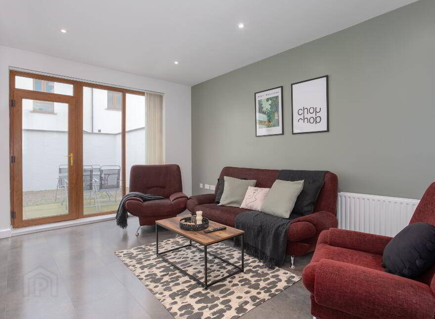 Room 3, Epworth Street, Belfast, BT5 4QR