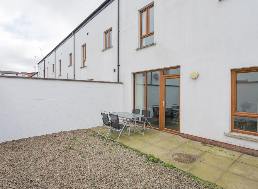 Room 3, Epworth Street, Belfast, BT5 4QR
