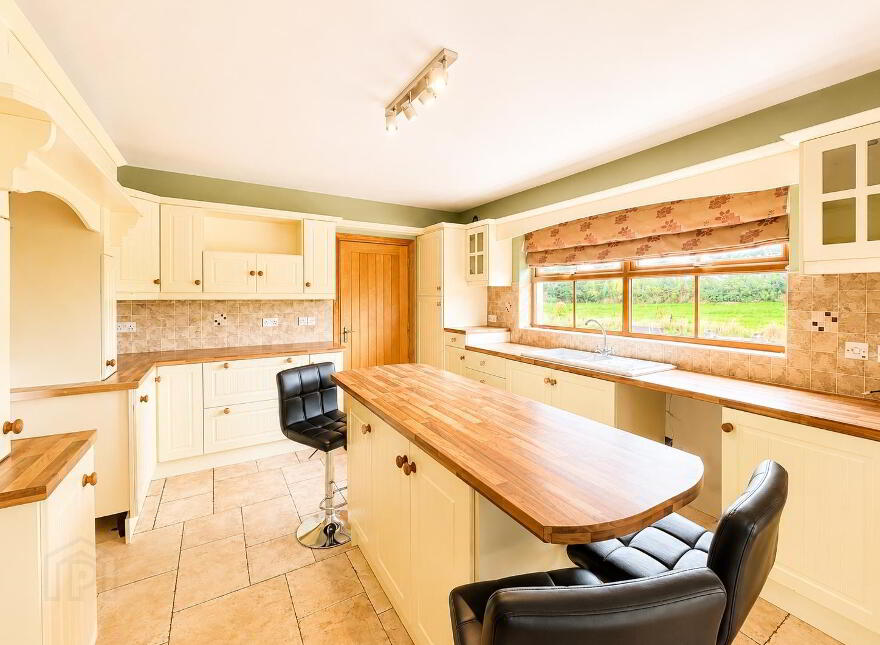 44 Dromore Road, Fintona, Omagh, BT78 2DR