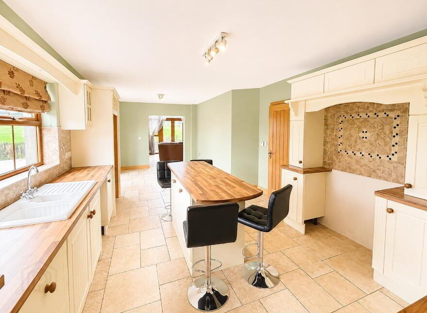 44 Dromore Road, Fintona, Omagh, BT78 2DR