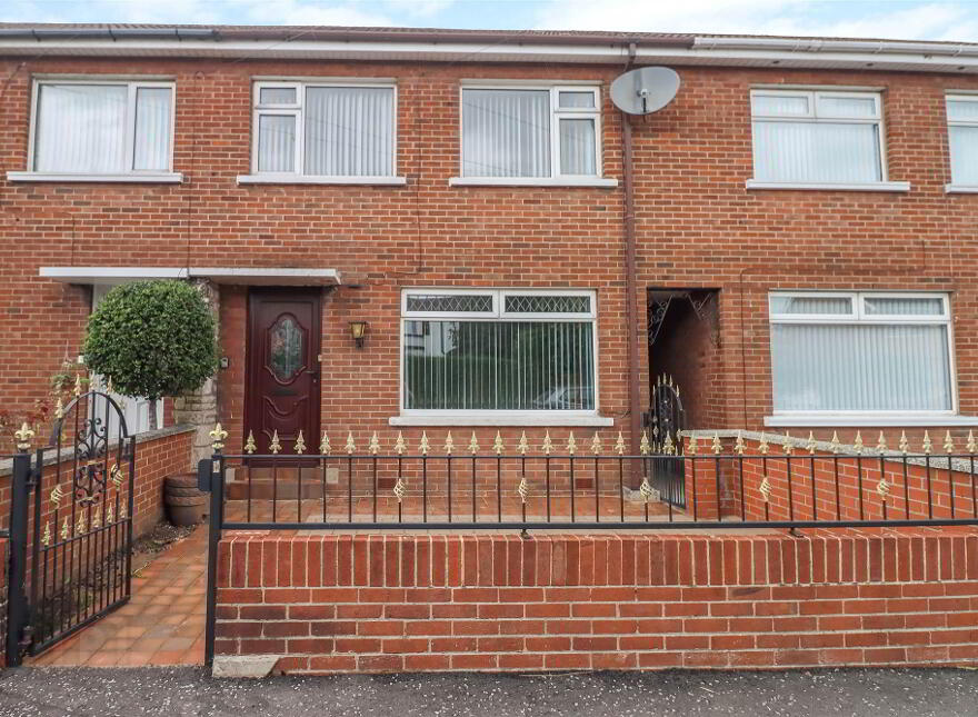 4 Larkfield Grove, Belfast, BT4 1QH