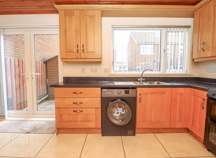 4 Larkfield Grove, Belfast, BT4 1QH