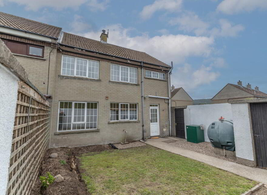 32 Dunwellan Park, Newcastle, BT33 0DD