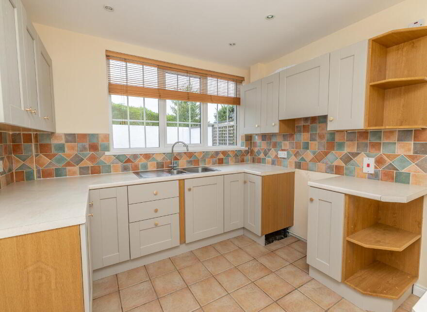 32 Dunwellan Park, Newcastle, BT33 0DD