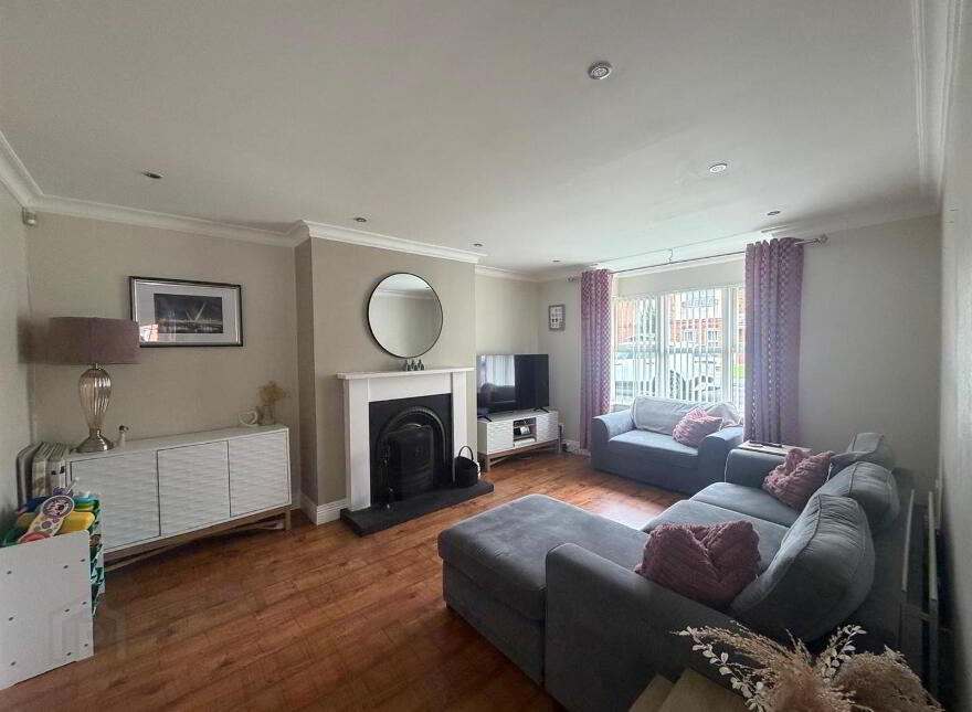 5 Summer Meadows Park, Waterside, L'Derry, BT47 6SL