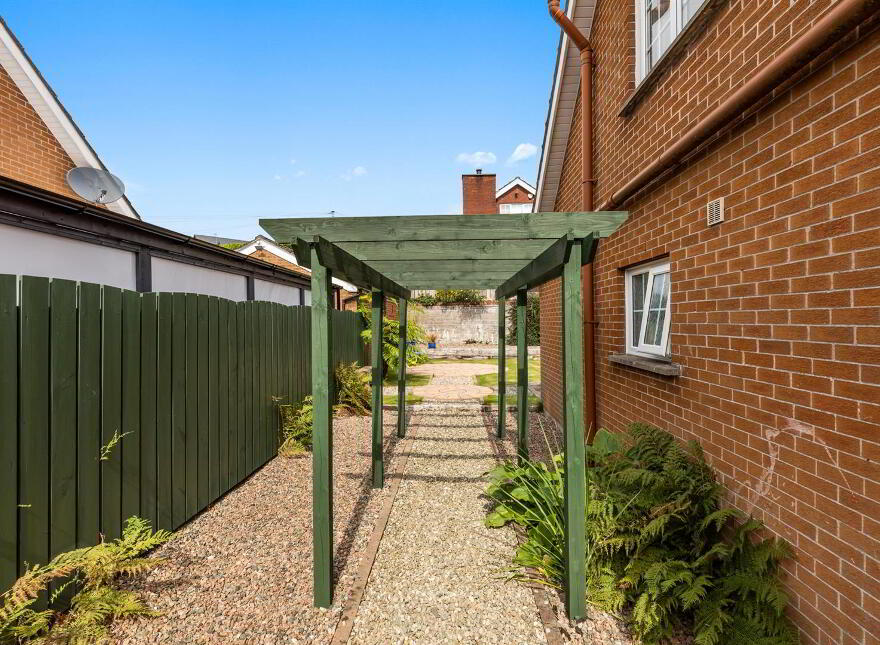 4 Beverley Heights, Newtownards, BT23 7UG