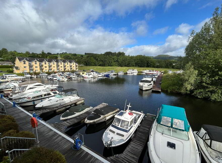 Apartment 10D Harbour Village, Killaloe, V94W7E2