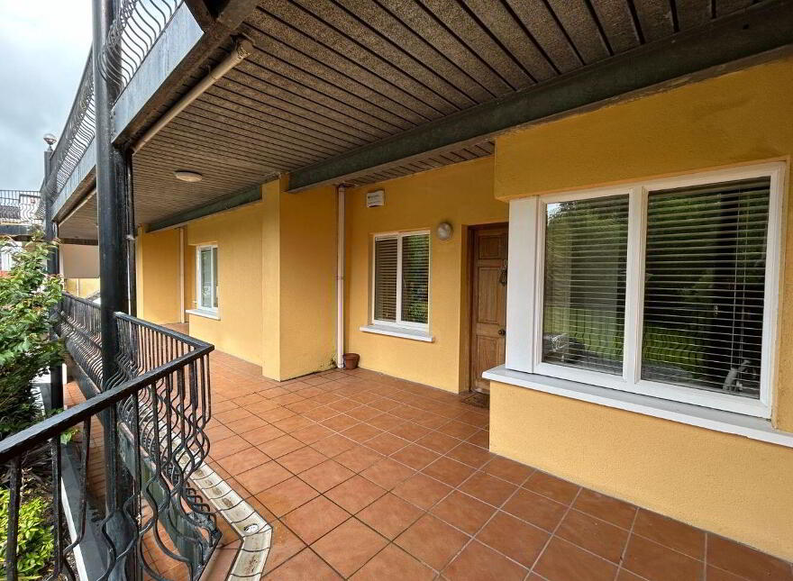 Apartment 10D Harbour Village, Killaloe, V94W7E2
