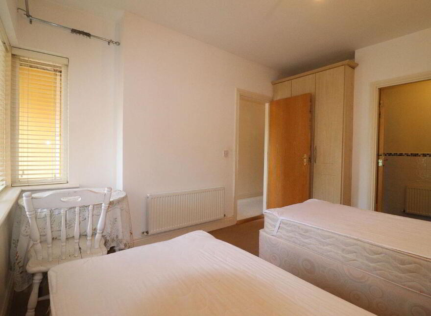 Apartment 10D Harbour Village, Killaloe, V94W7E2