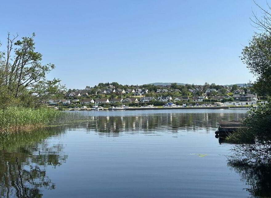 Apartment 10D Harbour Village, Killaloe, V94W7E2