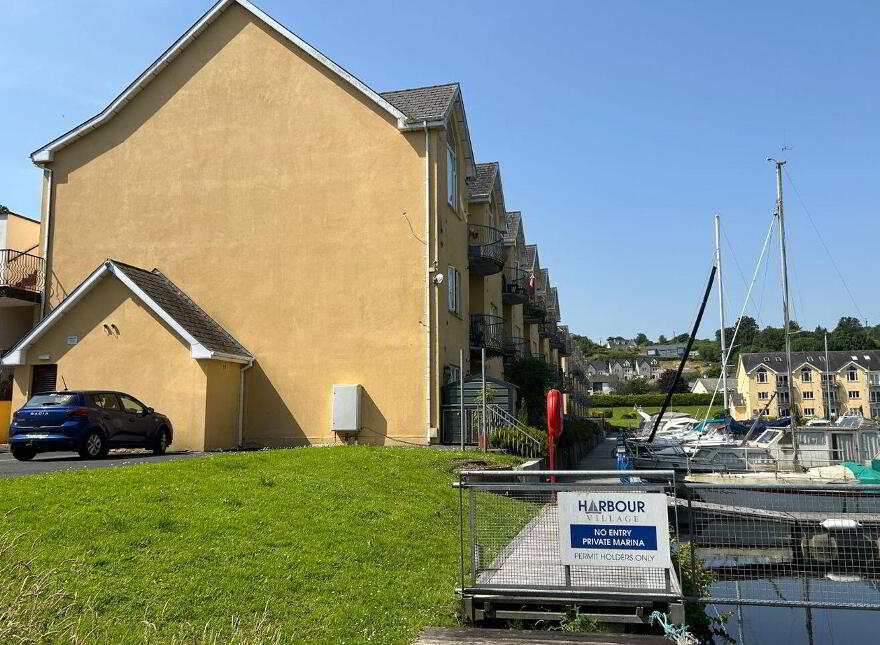 Apartment 10D Harbour Village, Killaloe, V94W7E2