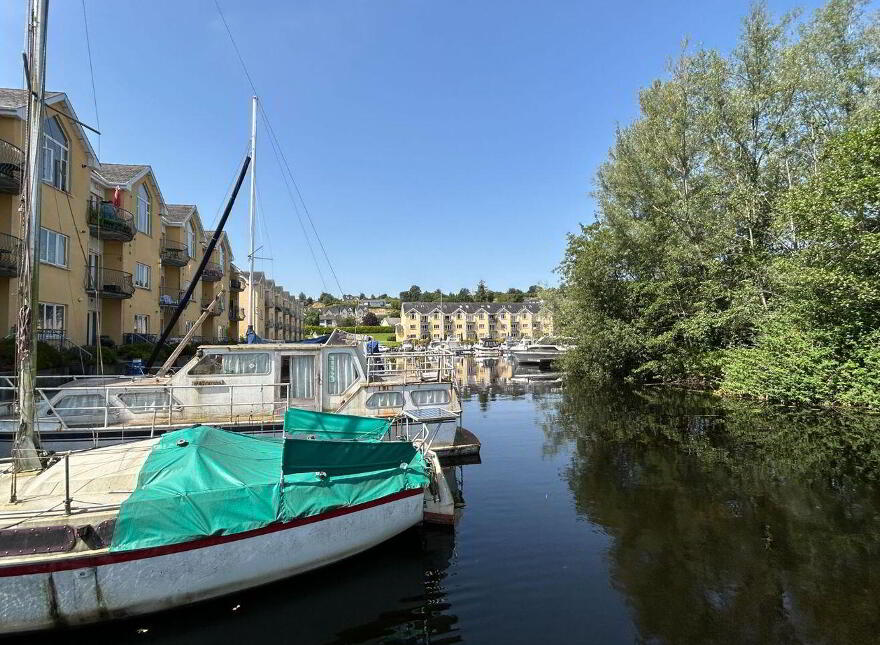 Apartment 10D Harbour Village, Killaloe, V94W7E2