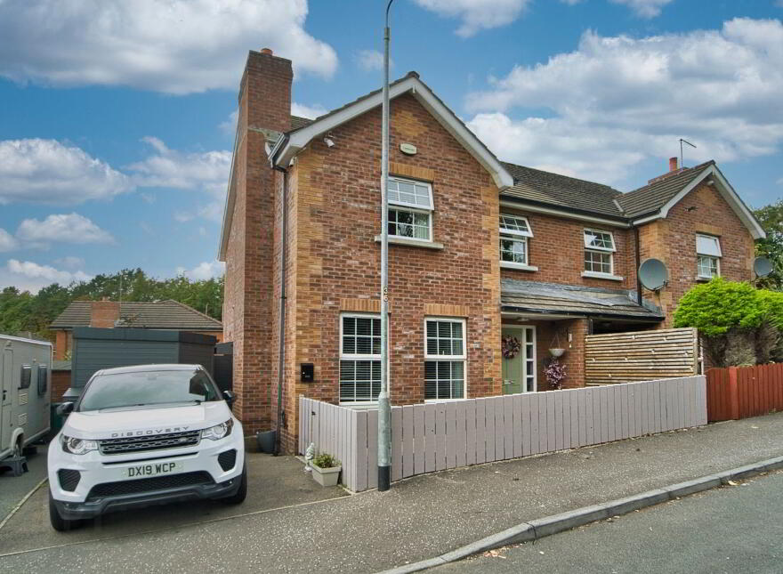 117 Causeway Meadows, Lisburn, BT28 2GE