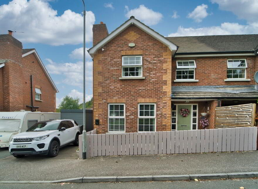 117 Causeway Meadows, Lisburn, BT28 2GE