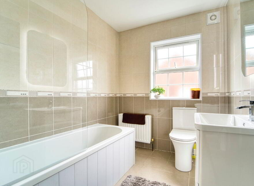 117 Causeway Meadows, Lisburn, BT28 2GE