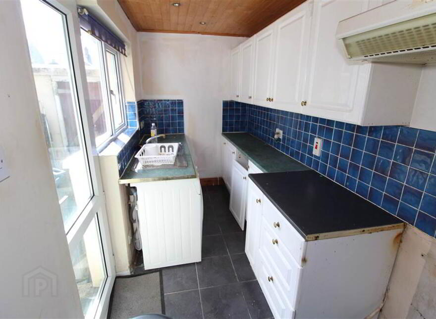 32 Strandburn Street, Belfast, BT4 1LX