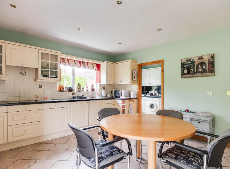 12 Rathfort Crescent, Belleek, Enniskillen, BT93 3JP