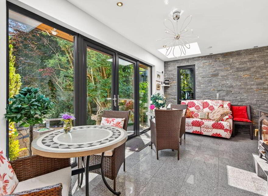 Pearse Lodge, Pearse Road, Sligo, F91F6N2