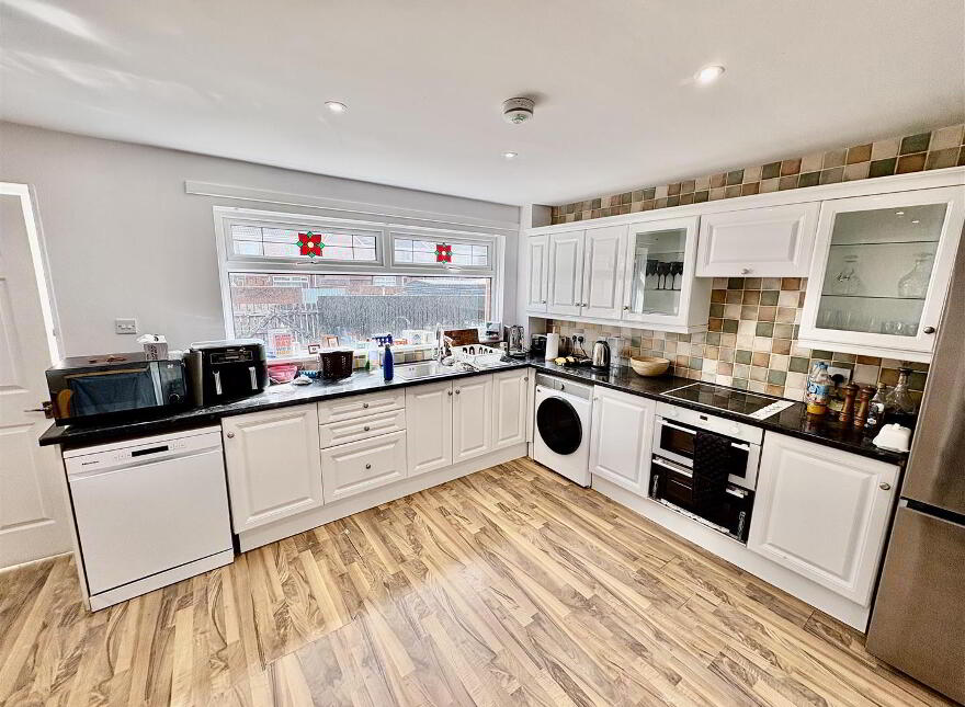 35 Glenallen Street, Belfast, BT5 4HT