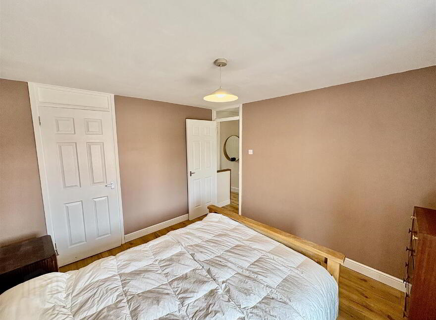 35 Glenallen Street, Belfast, BT5 4HT