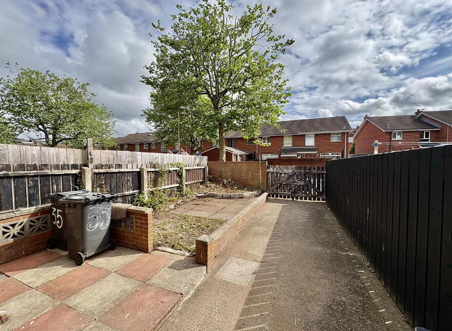 35 Glenallen Street, Belfast, BT5 4HT