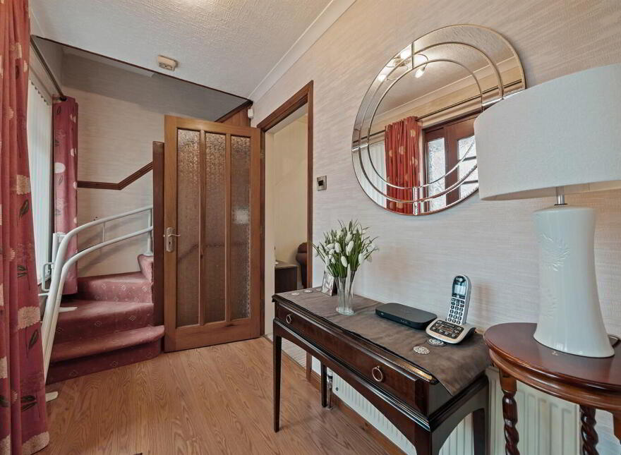 33 La Salle Park, Falls Road, Belfast, BT12 6DL