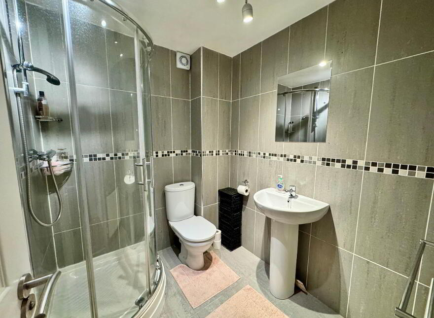 Apt 1, 72 Beech Heights, Wellington Square, Annadale Embankment, Belfast, BT7 3LQ