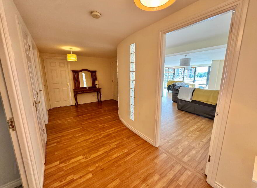 38 St Georges Harbour, Belfast, BT1 3SG