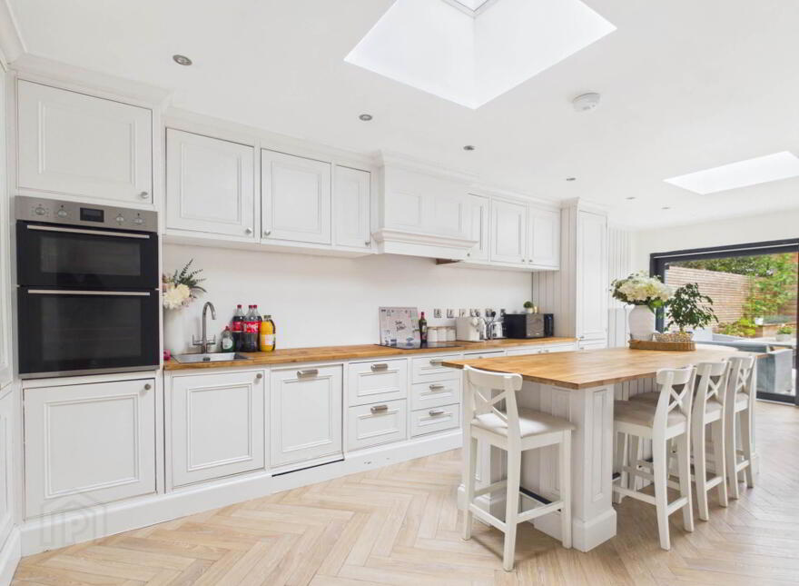 15 Michael Dooley Terrace, Athy, R14WE52