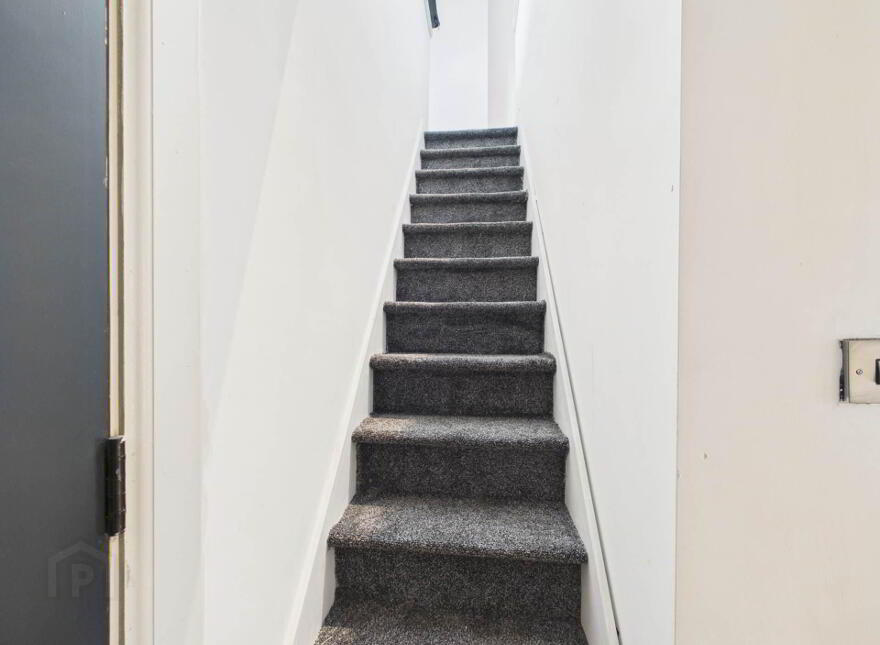 15 Michael Dooley Terrace, Athy, R14WE52