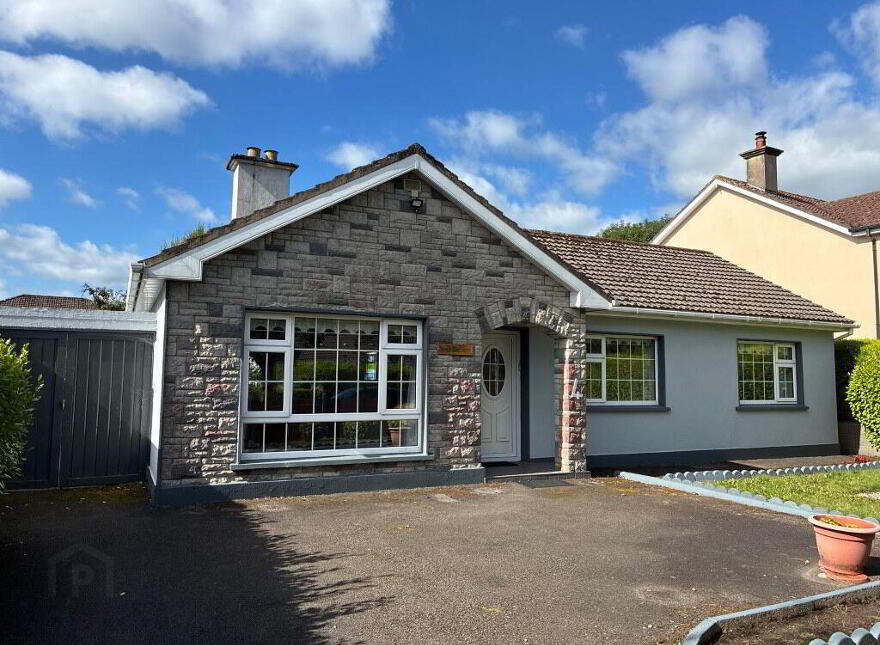 Riah Teeha, 4 Seapark Avenue, Abbeyside, Dungarvan, X35P089
