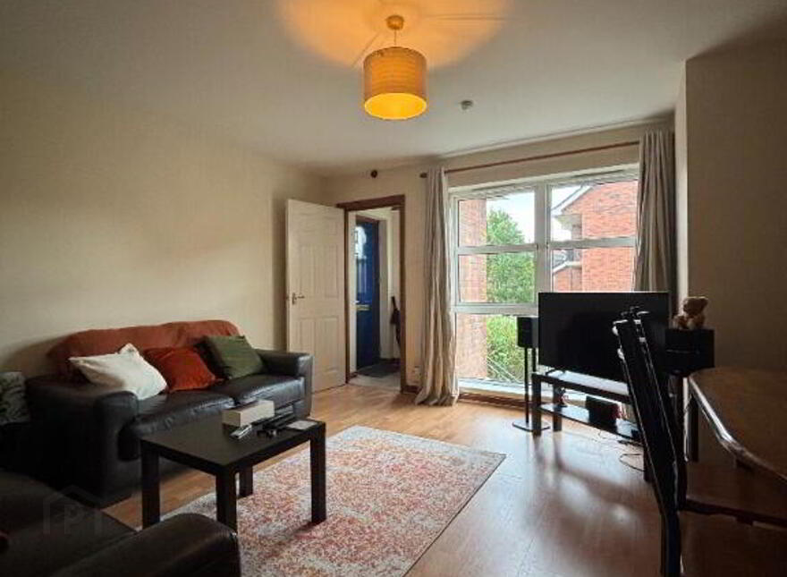 18 Ardenlee Crescent, Belfast, BT6 8QT
