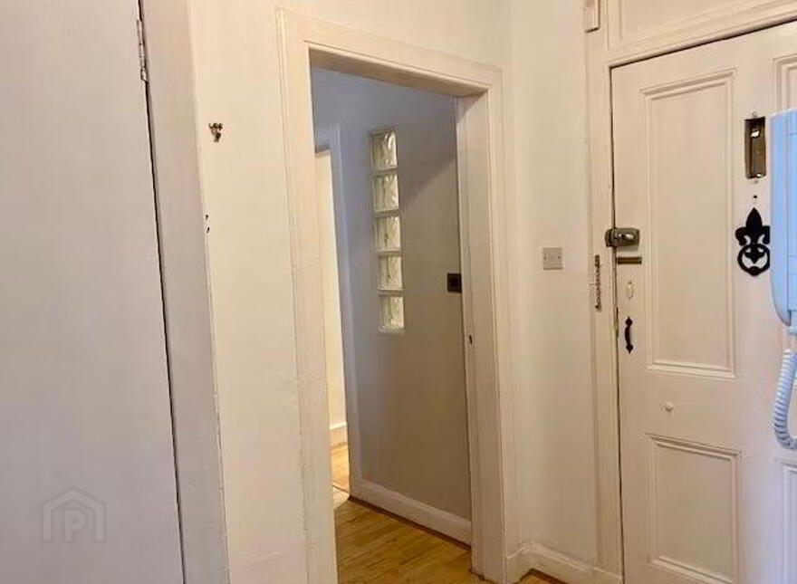 2 Millar Place, Morningside, Edinburgh, EH10 5HJ